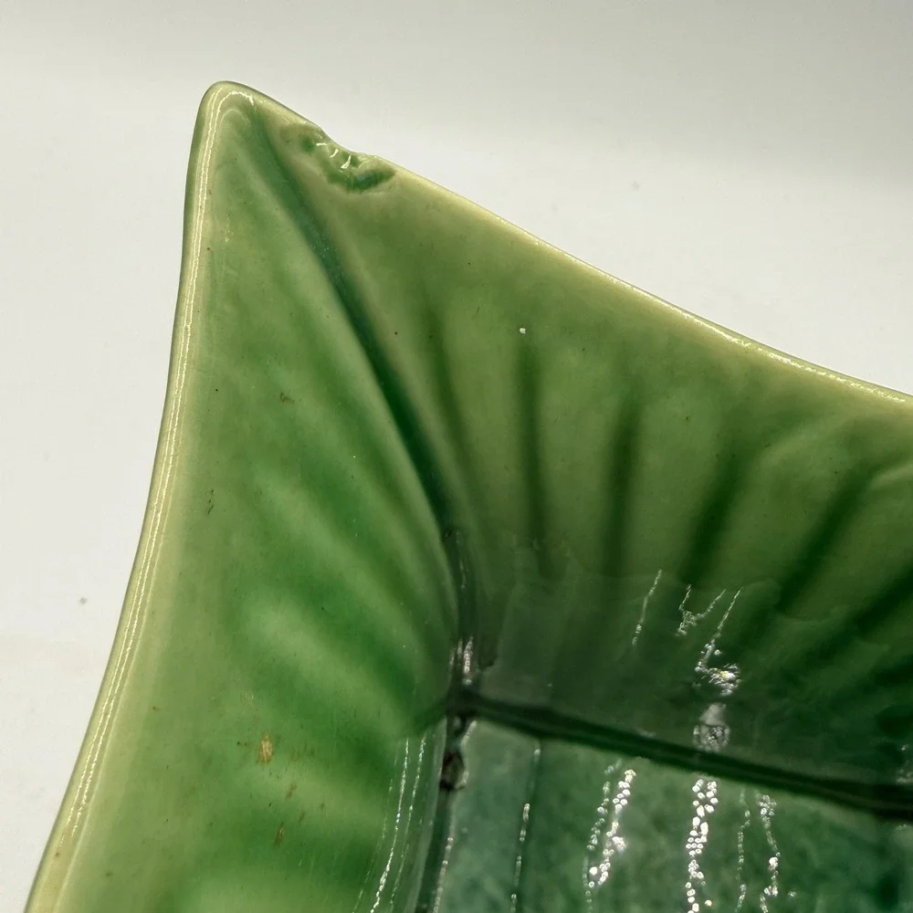 Marietta Modern Vase M-103 Green Ribbed Mid-Century 1950s Vintage Ceramic Decor